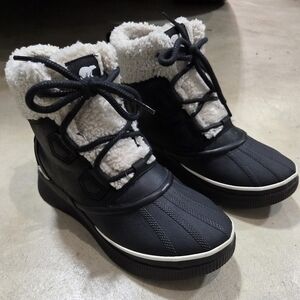 OUT N ABOUT™ IV Chillz Women's Waterproof Boot